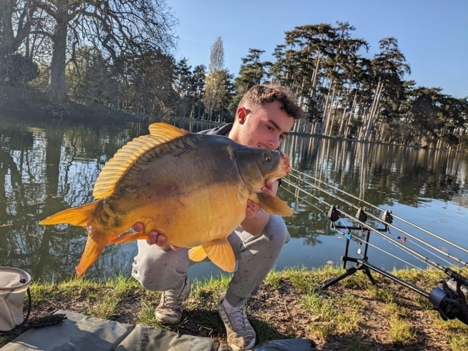 FISHING REGULATION IN THE PONDS - FISHING 92/75